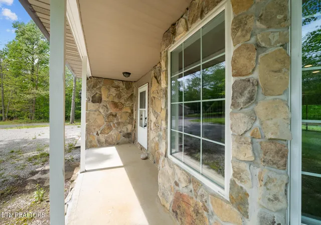 3rd image of 9301 Hondo Dr, Crossville, TN 38572 | MLS# 3190554