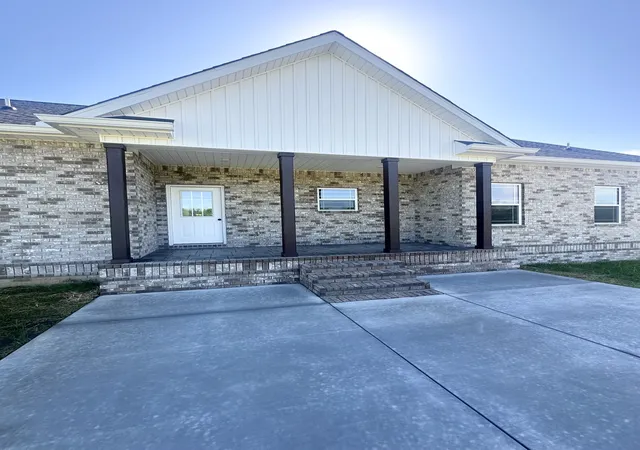 Photo 4 of Single family home for sale at 2220 Highway 141 N, Hartsville, TN 37074 | MLS# 3193023 | Listing updated on 2026-09-23