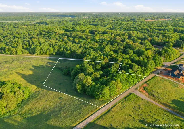 Photo 1 of Land for sale at 5 Gratton Rd, Clarksville, TN 37043 | MLS# 3191803 | Listing updated on 2026-08-19