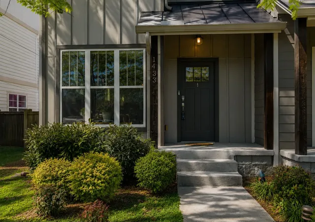 2nd image of 1433 14th Ave S, Nashville, TN 37212 | MLS# 3190736