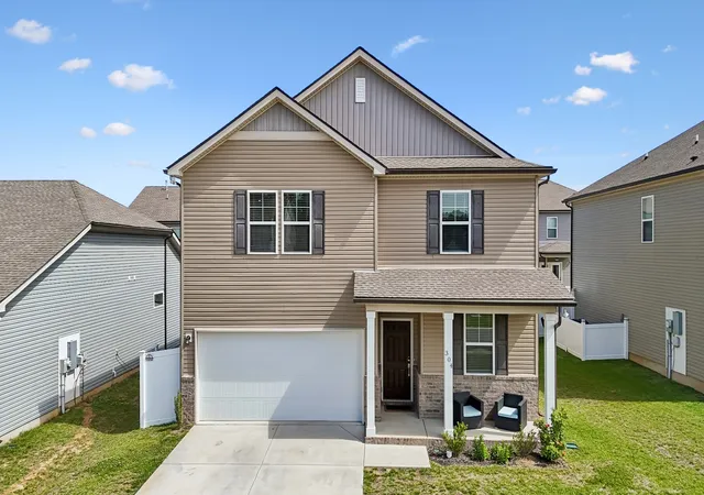 Photo 1 of Single family home for sale at 304 Dearborn Sta, Murfreesboro, TN 37128 | MLS# 3195540 | Listing updated on 2026-09-02
