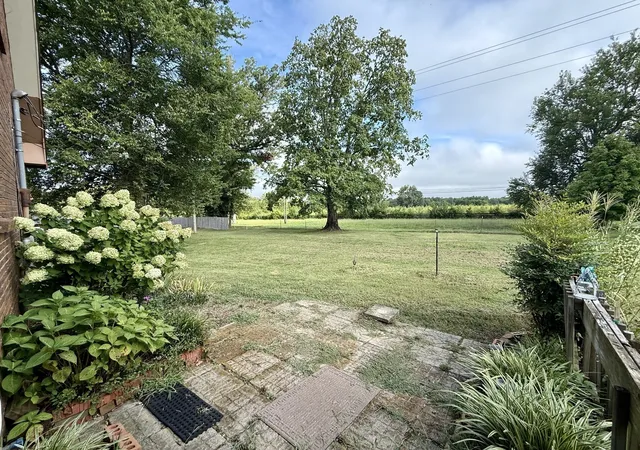 Photo 4 of Single family home for sale at 1408 Holly Grv Rd, Lewisburg, TN 37091 | MLS# 3190796 | Listing updated on 2026-08-18