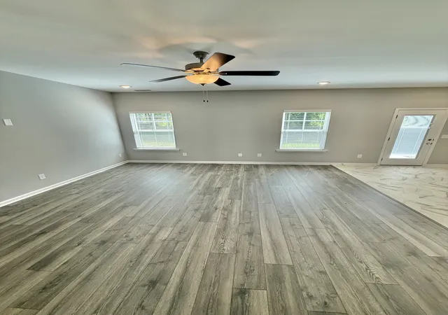 Photo 3 of Single family home for sale at 116 Stonehenge Cir, Manchester, TN 37355 | MLS# 3190820 | Listing updated on 2026-09-23