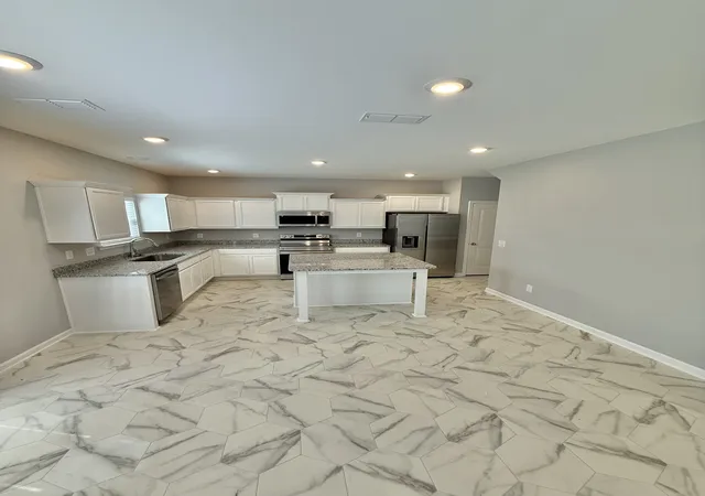 Photo 4 of Single family home for sale at 116 Stonehenge Cir, Manchester, TN 37355 | MLS# 3190820 | Listing updated on 2026-09-23