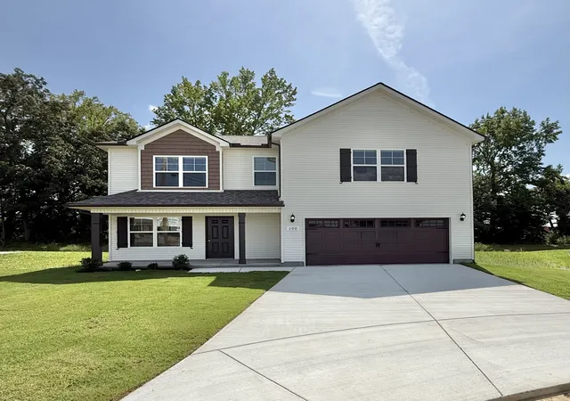 Photo 1 of Single family home for sale at 100 Stonehenge Cir, Manchester, TN 37355 | MLS# 3190833 | Listing updated on 2026-09-23