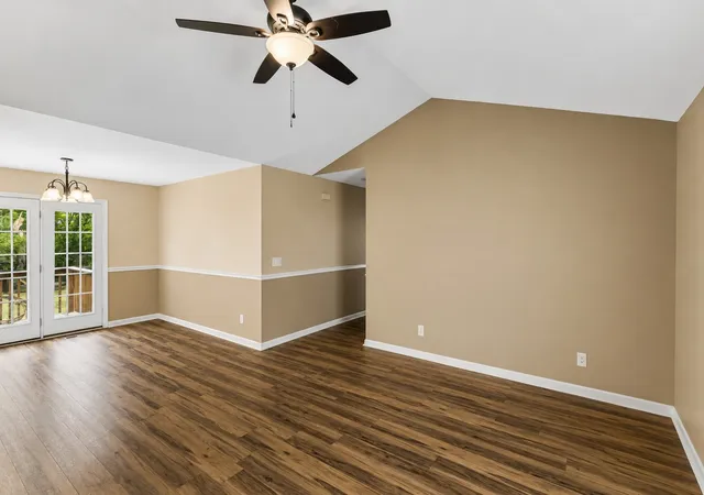 Photo 2 of Single family home for sale at 516 Winning Dr, Columbia, TN 38401 | MLS# 3191896 | Listing updated on 2026-10-08