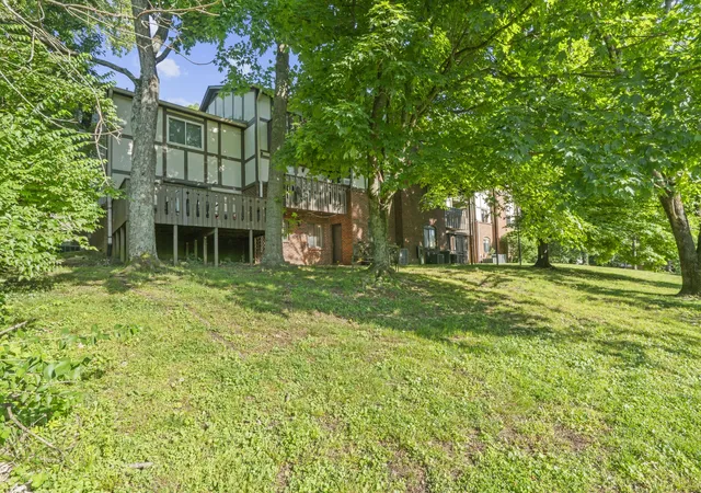Homes for sale in Nashville, TN | 5322 Edmondson Pike, Nashville, TN 37211 | Houzeo