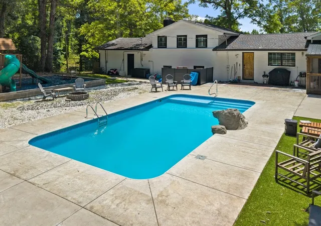 3rd image of 1975 Kelly Rd, Holladay, TN 38341 | MLS# 3215790