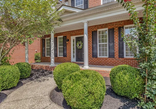 Photo 3 of Single family home for sale at 1019 Brixworth Dr, Thompsons Station, TN 37179 | MLS# 3603336 | Listing updated on 2026-10-06