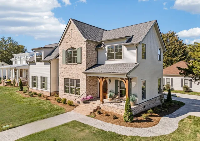1st image of 304 Bridge Ave, Murfreesboro, TN 37129 | MLS# 3213529