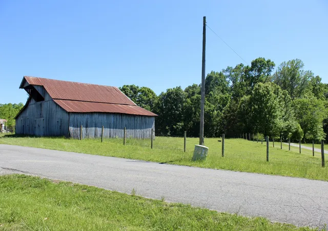 Homes for sale in Greenbrier, TN | 7180 Hall Rd, Greenbrier, TN 37073 | MLS# 3208338