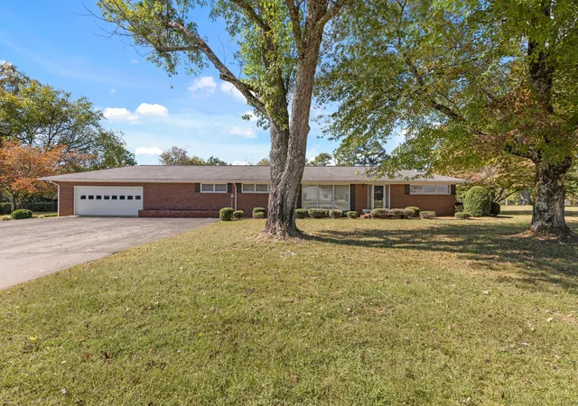 Photo 1 of Single family home for sale at 2763 Highway 43 N, Lawrenceburg, TN 38464 | MLS# 3191241 | Listing updated on 2026-08-18