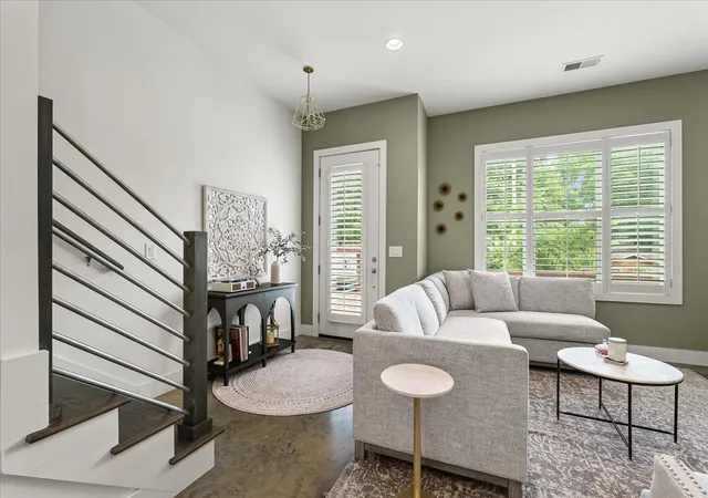 5th image of 678 James Ave, Nashville, TN 37209 | MLS# 3191783