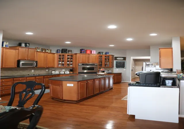 Photo 3 of Single family home for sale at 1019 Queens Pl, Spring Hill, TN 37174 | MLS# 3191338 | Listing updated on 2026-08-18