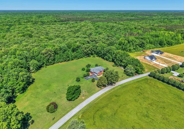 Homes for sale in Hillsboro, TN | 2828 Bains Rd E, Hillsboro, TN 37342 | MLS# 3191809