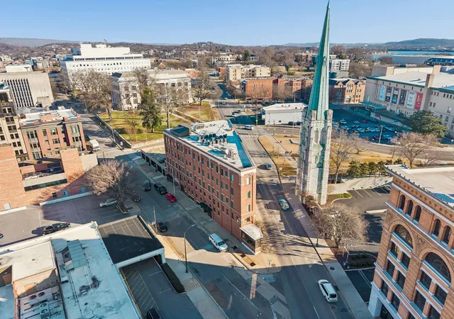 2nd image of 707 Georgia Ave #302, Chattanooga, TN 37402 | MLS# 3191684