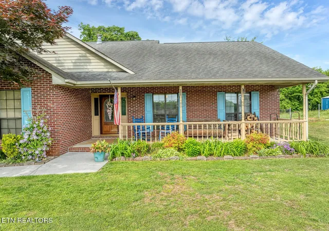 Homes for sale in Maryville, TN | 449 Foss Rd, Maryville, TN 37801 | MLS# 3191497