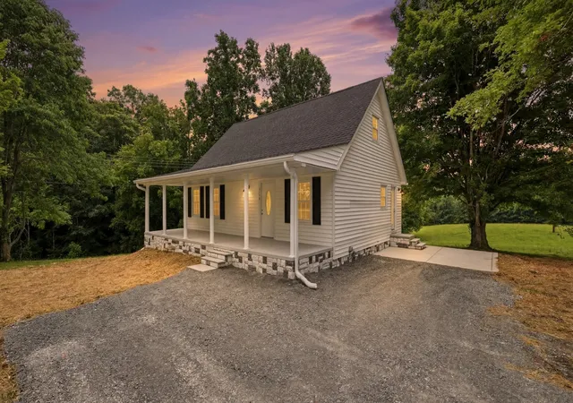 Photo 3 of Single family home for sale at 3152 Tanyard Hl Rd, Lynchburg, TN 37352 | MLS# 3250967 | Listing updated on 2026-08-20