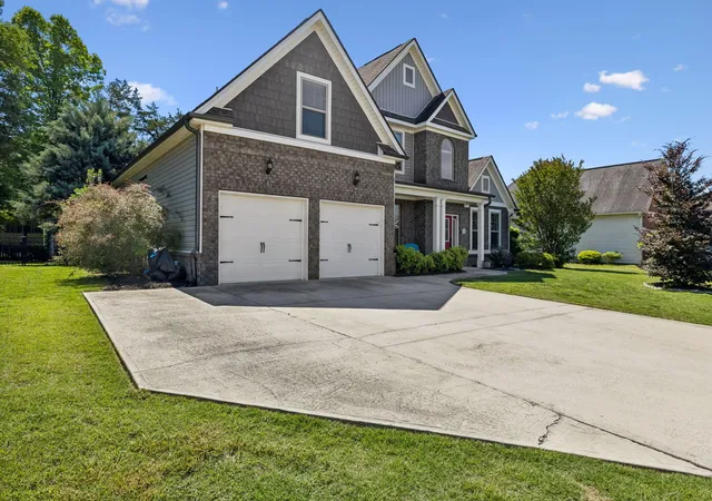 3rd image of 8074 Fox Glove Dr, Ooltewah, TN 37363 | MLS# 3298191