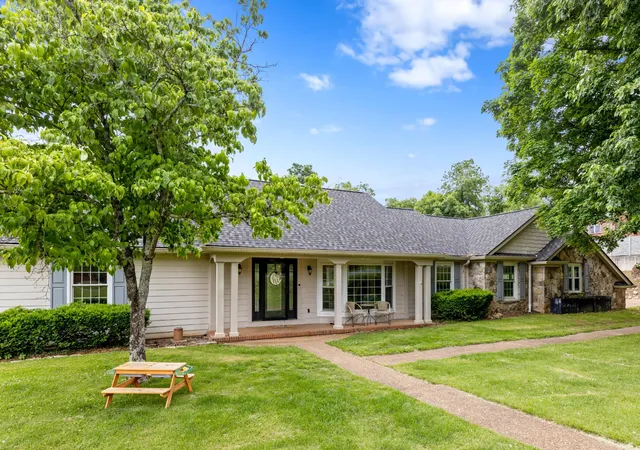 2nd image of 908 Harris Lane, Chattanooga, TN 37412 | MLS# 3191639