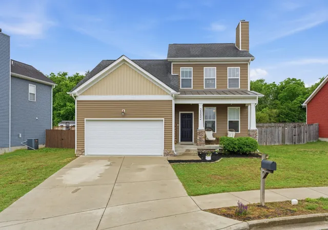 Homes for sale in Madison, TN | 2552 Val Marie Dr, Madison, TN 37115 | MLS# 3194218