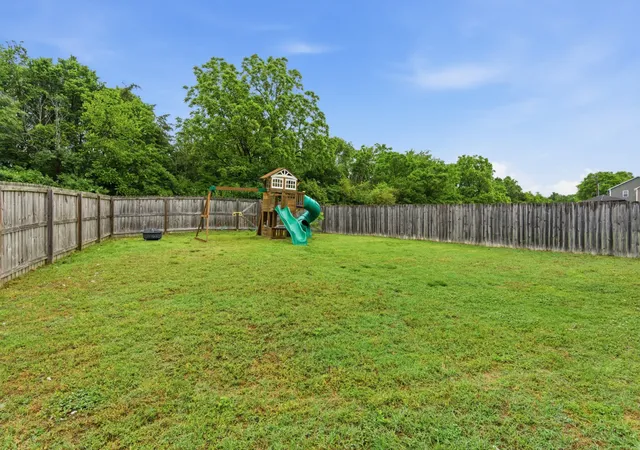 Homes for sale in Madison, TN | 2552 Val Marie Dr, Madison, TN 37115 | MLS# 3194218