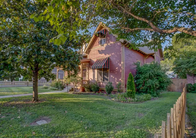 4th image of 305 4Th Ave S, Franklin, TN 37064 | MLS# 3205274