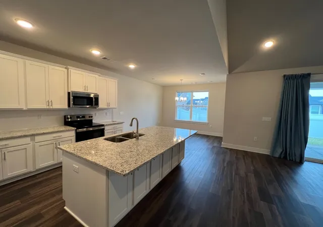 Photo 4 of Single family home for sale at 2402 Blue Heron Dr, Murfreesboro, TN 37128 | MLS# 3251503 | Listing updated on 2026-08-20