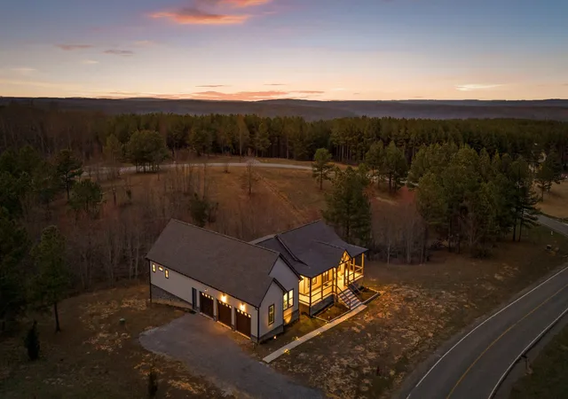 3rd image of 2323 River Bluffs Dr, Jasper, TN 37347 | MLS# 3191777