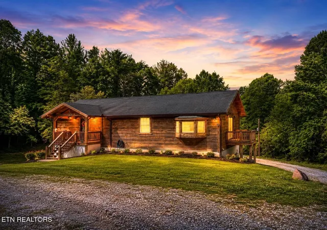 Homes for sale in Hartford, TN | 3205 Topper Rd, Hartford, TN 37753 | MLS# 3191906