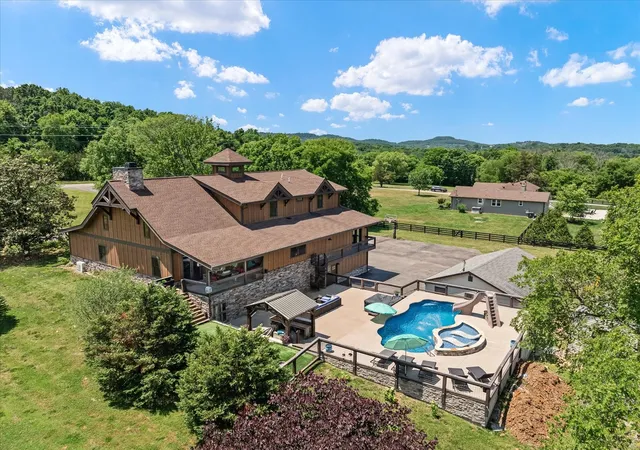 Photo 1 of Sale Pending at 2030 Williams Rd, Nolensville, TN 37135 | MLS# 3193922 | Listing updated on 2026-08-20