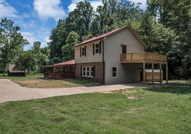 Homes for sale in Lyles, TN | 5940 Hassells Creek Ln, Lyles, TN 37098 | MLS# 3193060