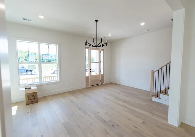 Photo 4 of Townhouse for sale at 5006 Penfield Dr, Franklin, TN 37069 | MLS# 3193793 | Listing updated on 2026-10-08