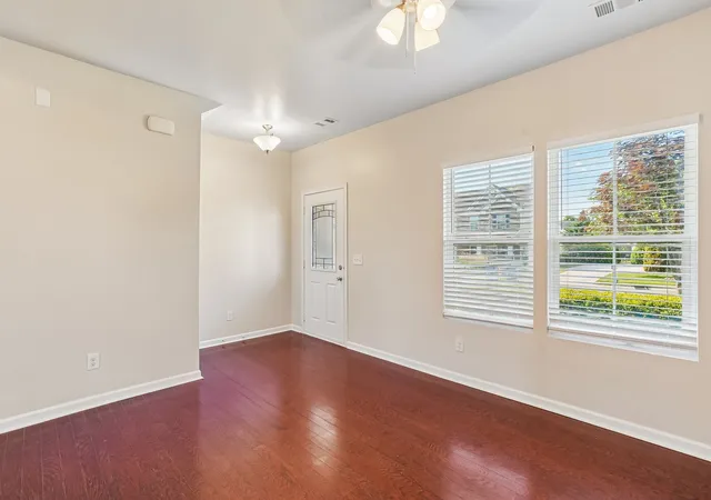 Photo 3 of Single family home for sale at 1713 Muirwood Blvd, Murfreesboro, TN 37128 | MLS# 3198102 | Listing updated on 2026-09-12