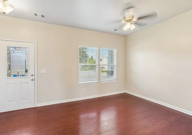 Photo 4 of Single family home for sale at 1713 Muirwood Blvd, Murfreesboro, TN 37128 | MLS# 3198102 | Listing updated on 2026-09-12