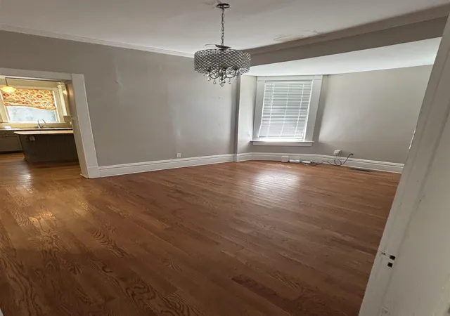 Photo 3 of Single family home for sale at 2183 Harbert Ave, Memphis, TN 38104 | MLS# 3246843 | Listing updated on 2026-08-31
