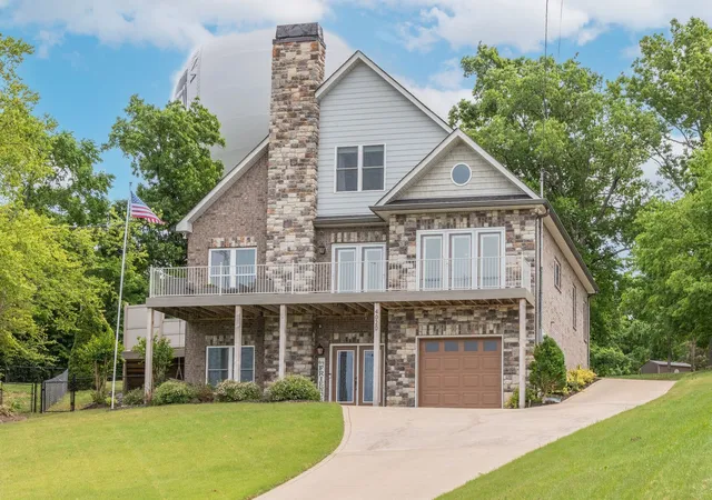 Photo 2 of Single family home for sale at 4020 Maggie Ct, Smyrna, TN 37167 | MLS# 3193928 | Listing updated on 2026-07-27