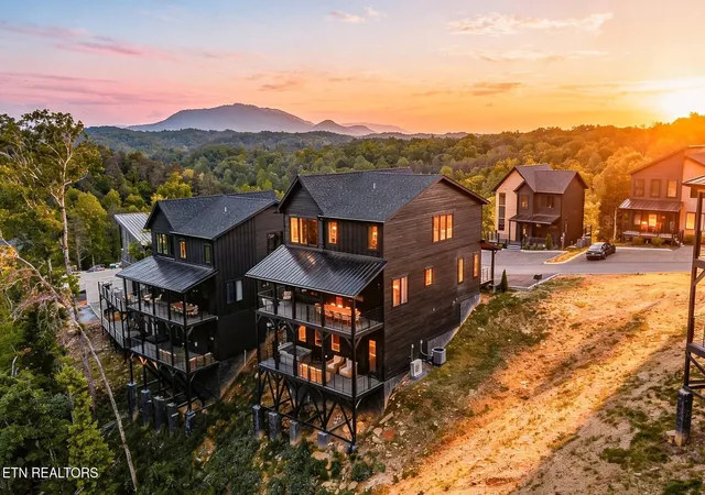 Photo 2 of Single family home for sale at 1158 Reedmont Way, Sevierville, TN 37876 | MLS# 3302064 | Listing updated on 2026-10-29