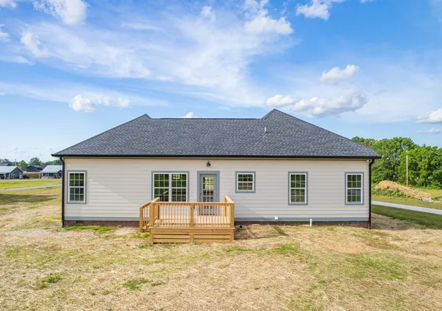 2nd image of 378 Dugout Rd, Summertown, TN 38483 | MLS# 3514078