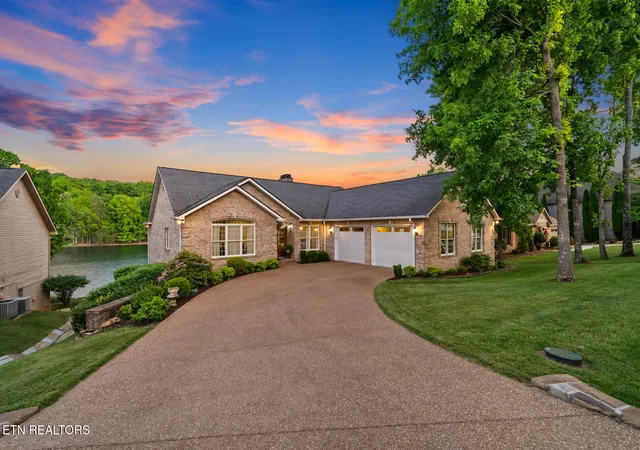 Homes for sale in Crossville, TN | 150 Motthaven Dr, Crossville, TN 38558 | MLS# 3194023