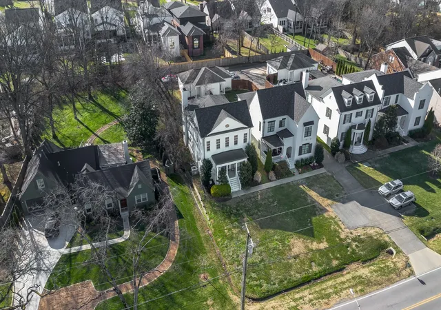 4th image of 1915A Overhill Dr, Nashville, TN 37215 | MLS# 3208061