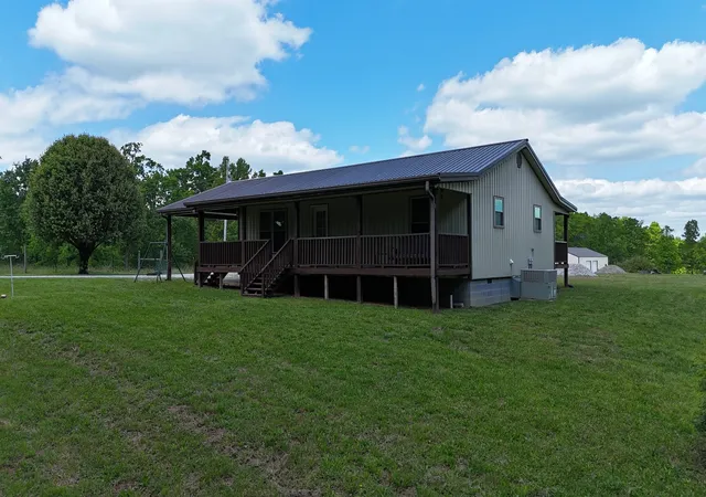 2nd image of 7549 Harrison Ferry Rd, Mc Minnville, TN 37110 | MLS# 3197631