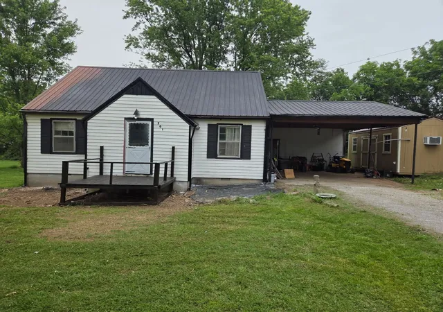 1st image of 701 N Broadway, Portland, TN 37148 | MLS# 3225183