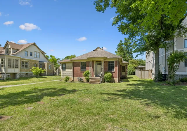 Homes for sale in Nashville, TN | 2110a W Linden Ave, Nashville, TN 37212 | MLS# 3197701