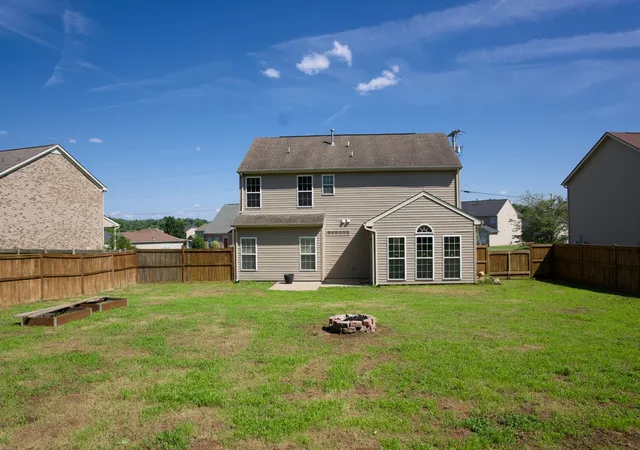 Photo 4 of Single family home for sale at 2244 Gilmore Xing Ln, Nashville, TN 37218 | MLS# 3249069 | Listing updated on 2026-09-18