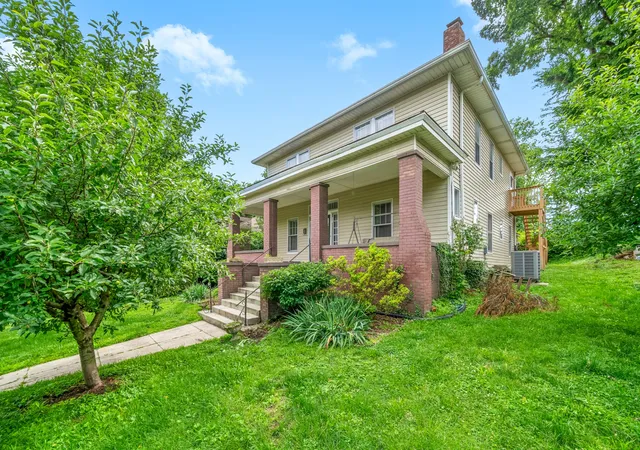 1st image of 440 N 2nd St, Clarksville, TN 37040 | MLS# 3197552