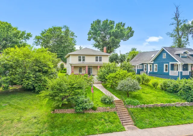 2nd image of 440 N 2nd St, Clarksville, TN 37040 | MLS# 3197552