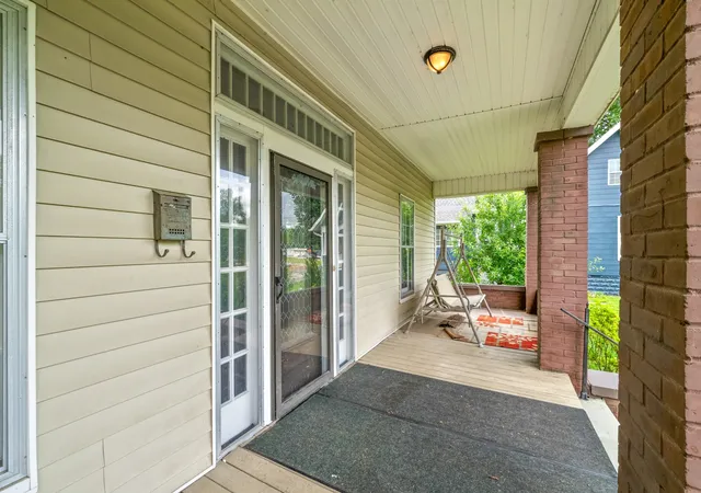 Photo 3 of Single family home for sale at 440 North 2nd St, Clarksville, TN 37040 | MLS# 3197552 | Listing updated on 2026-08-19
