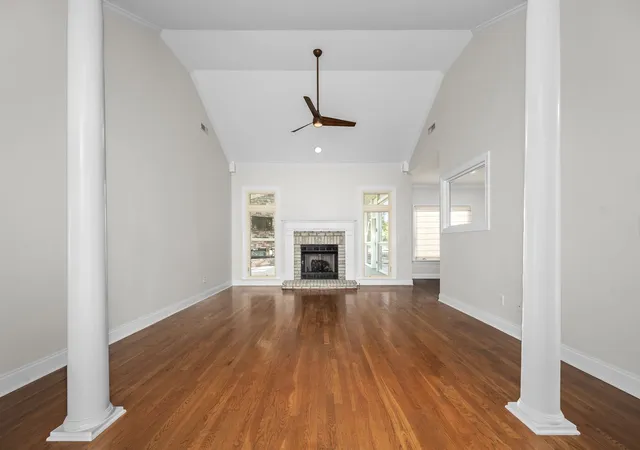 Photo 3 of Single family home for sale at 3028 Havasu Dr, Spring Hill, TN 37174 | MLS# 3531333 | Listing updated on 2026-09-04