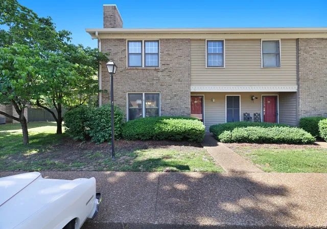 Photo 1 of Townhouse for sale at 222 Westfield Dr, Nashville, TN 37221 | MLS# 3211670 | Listing updated on 2026-09-03